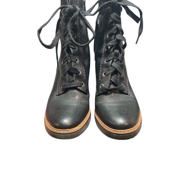 Heeled leather heeled boots - Picture 3 of 9